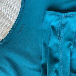 Stori Teal Keyhole Long Sleeve Women's Top